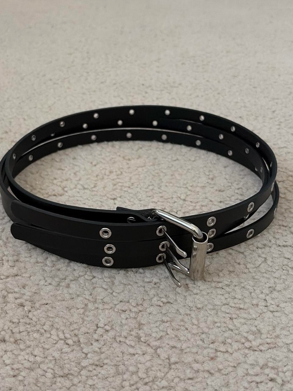 BLACK TRIPLE STRAP LEATHER BELT W/ SILVER HARDWARE